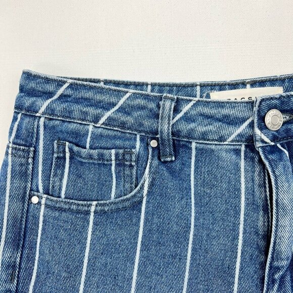 Pacsun Womens High Rise Festival Jean Shorts Cut-Off Blue/White Stripe 28 Waist - Picture 5 of 11